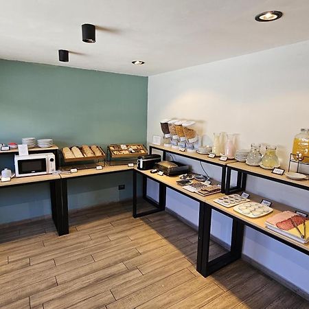 M382 Hotel Bariloche Bagian luar foto