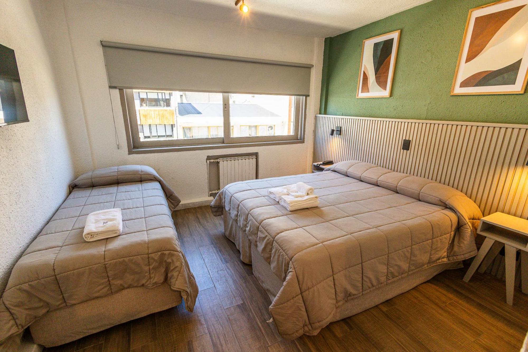 M382 Hotel Bariloche Bagian luar foto
