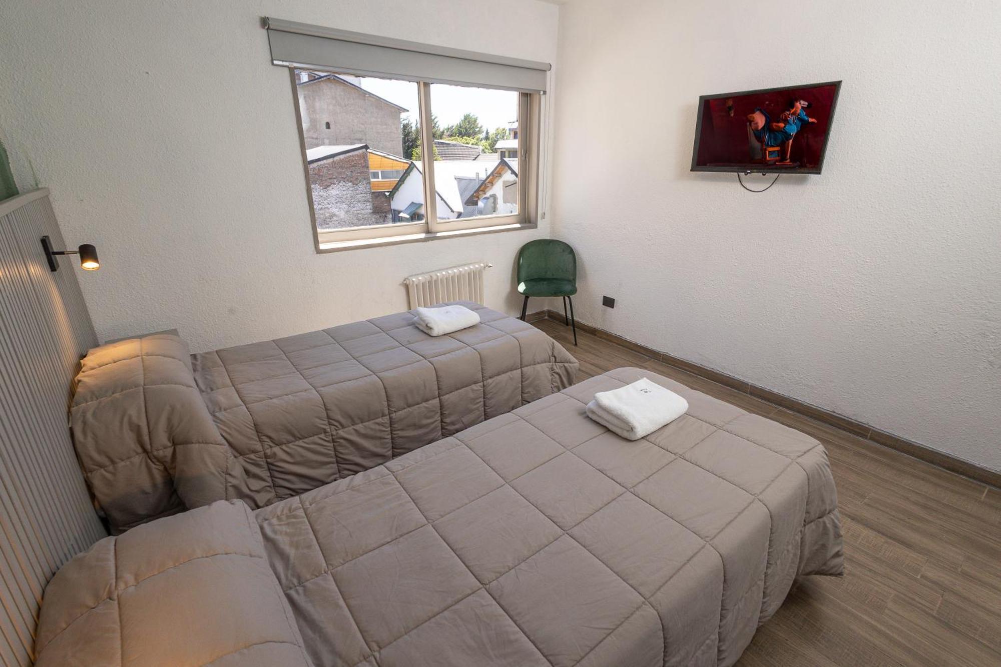 M382 Hotel Bariloche Bagian luar foto