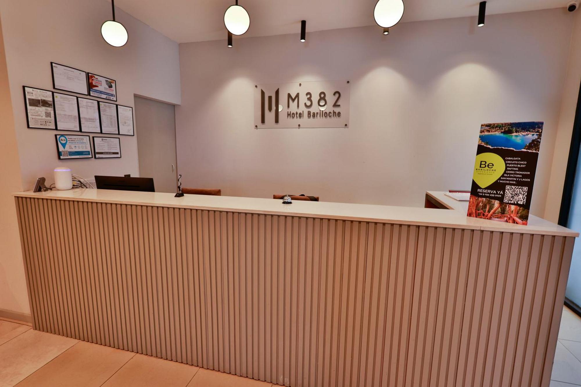 M382 Hotel Bariloche Bagian luar foto